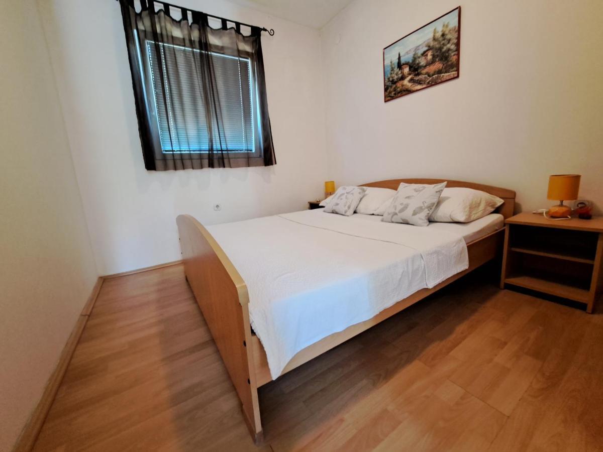 Apartmani Postonjski プリヴラカ エクステリア 写真